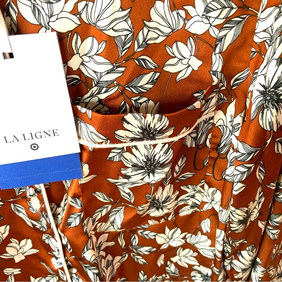 2X 🔖 LA LIGNNE x Target SOLD OUT Women's Floral Button Front Blouse Brown Silky - Picture 15 of 17